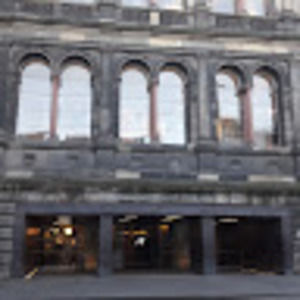 Meet your Posher, Anas